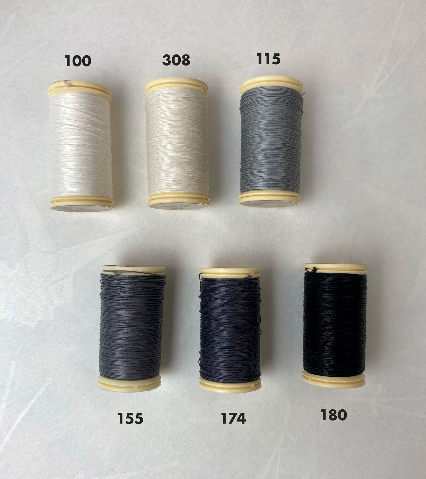 Fil Au Chinois Waxed linen thread n°40